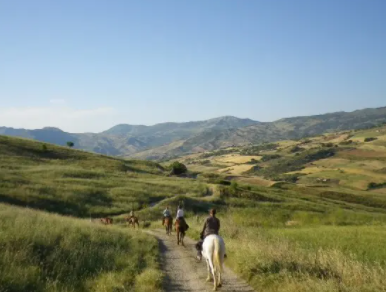 horseback trail ride in Sicily