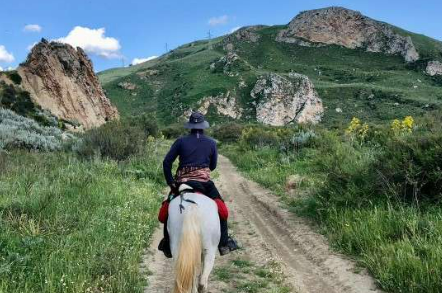 horseback riding Italy
