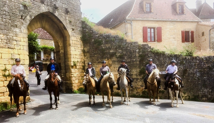 horseback riding in France