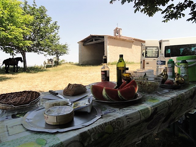 horseback riding trip in provence