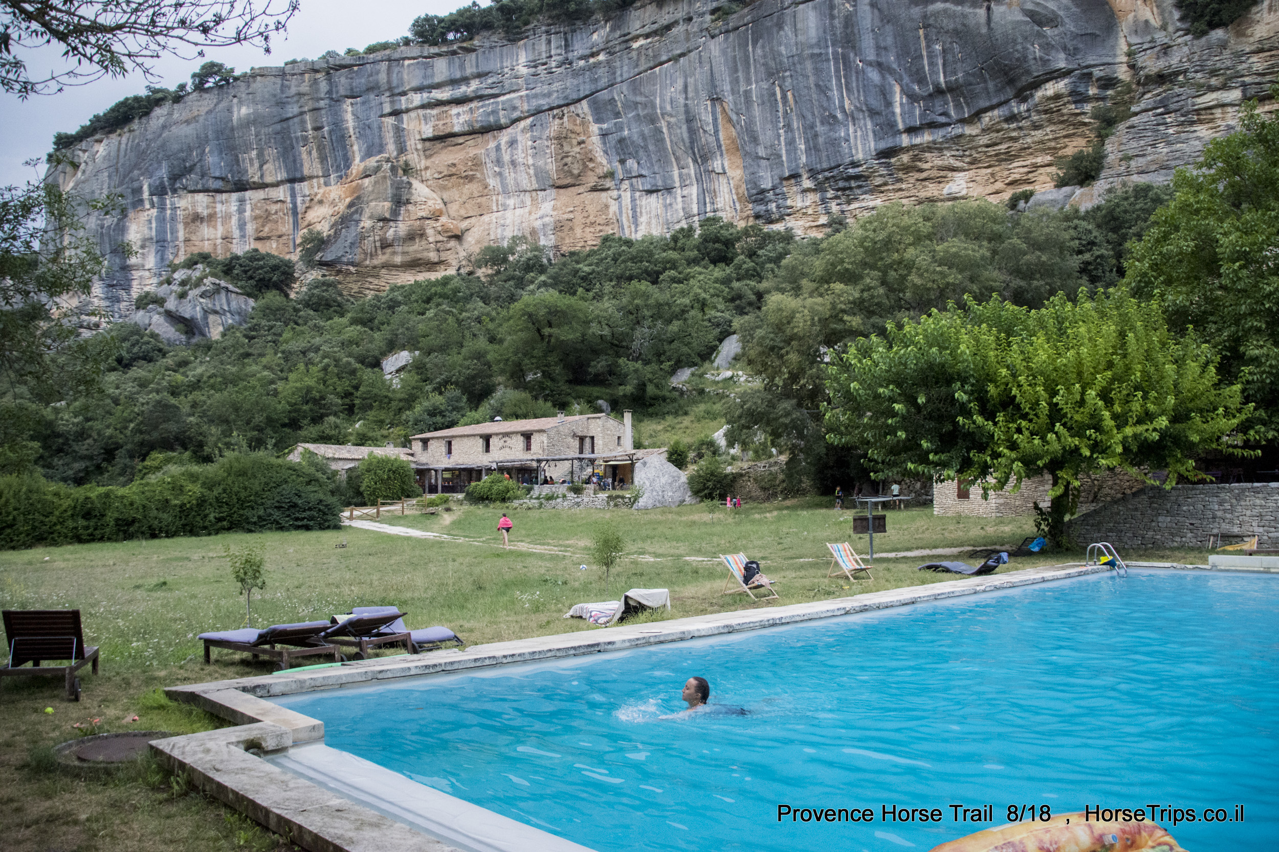 randonnee a cheval provence luberon