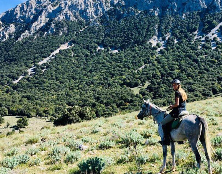 week horse riding trip in Sicily