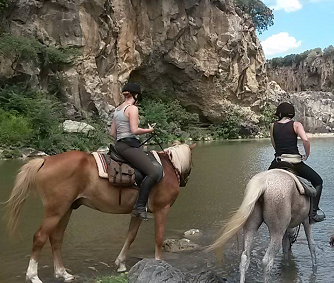 à cheval en Toscane