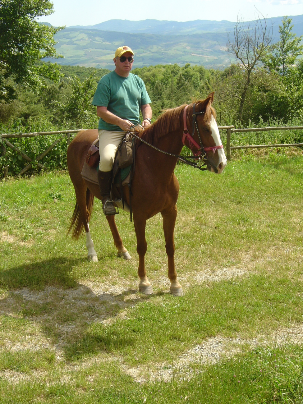 horse riding holiday in tuscany