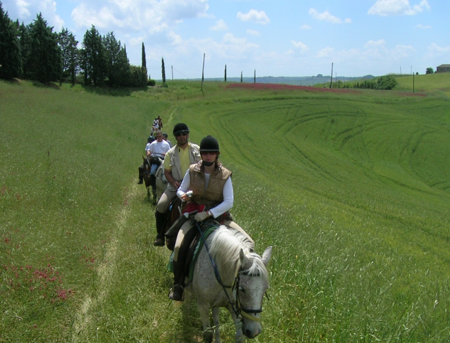 horse riding holiday in Tuscany