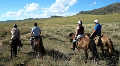 horseback trail ride in Mongolia