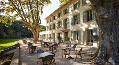 horseback riding in Provence