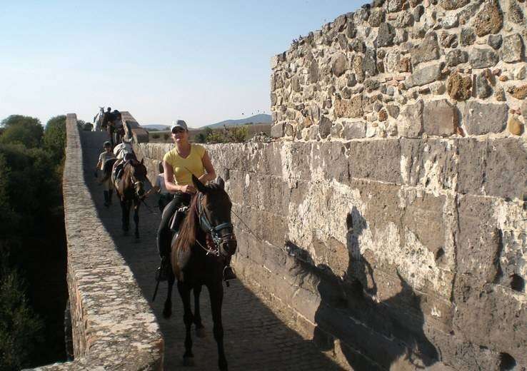 tuscany on horseback