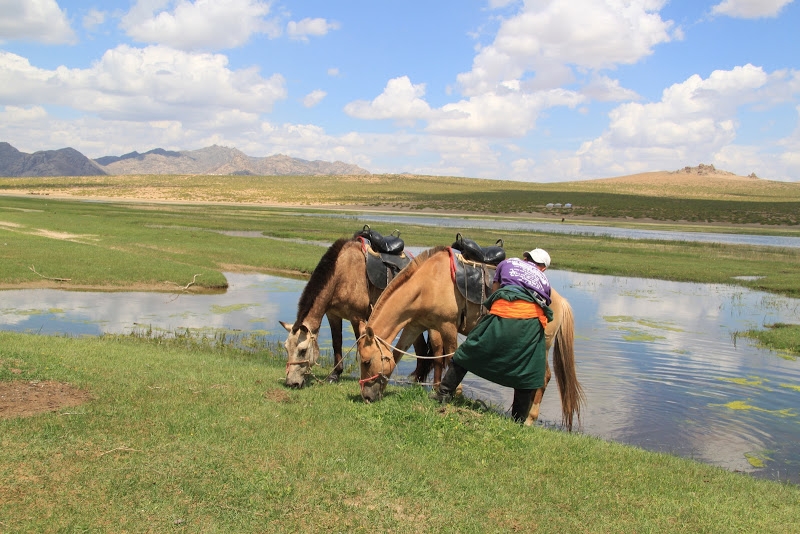 horseback riding in Mongolia