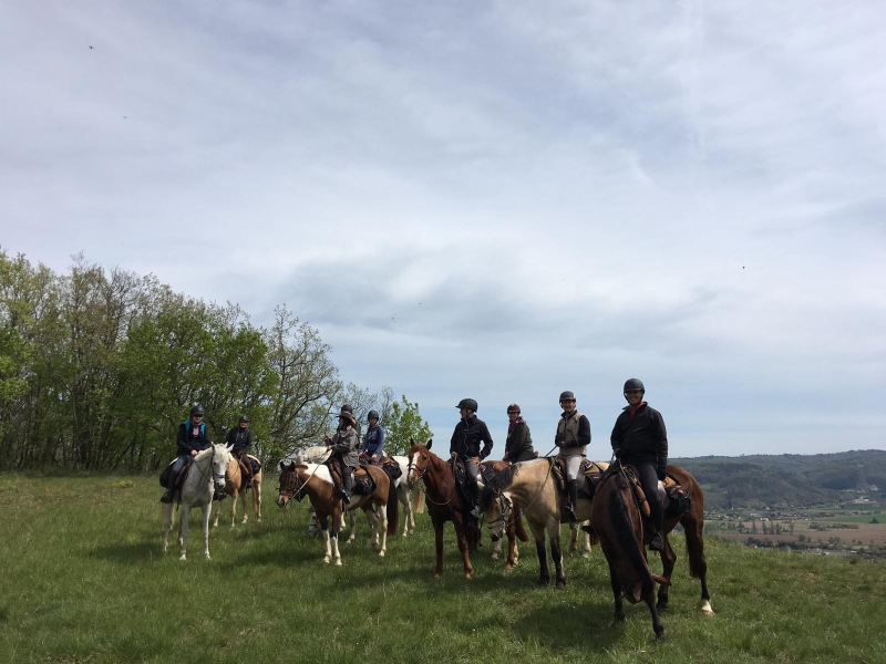 A cheval dans le Perigord