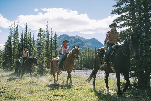 randonnee a cheval au canada