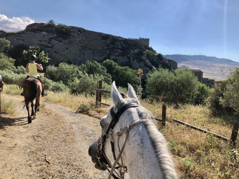 horse riding trip in italy