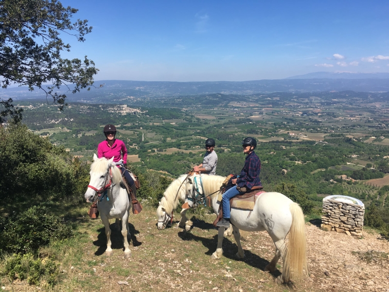 week horseback riding provence
