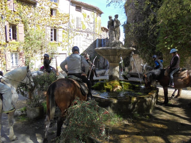 randonnee a cheval Luberon