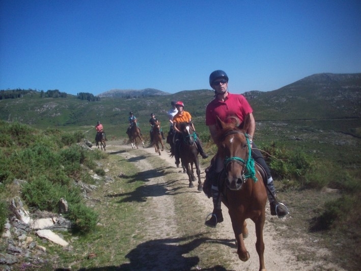 horseback trail ride in portugal