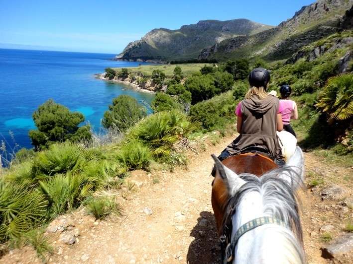 equestrian holiday in majorca