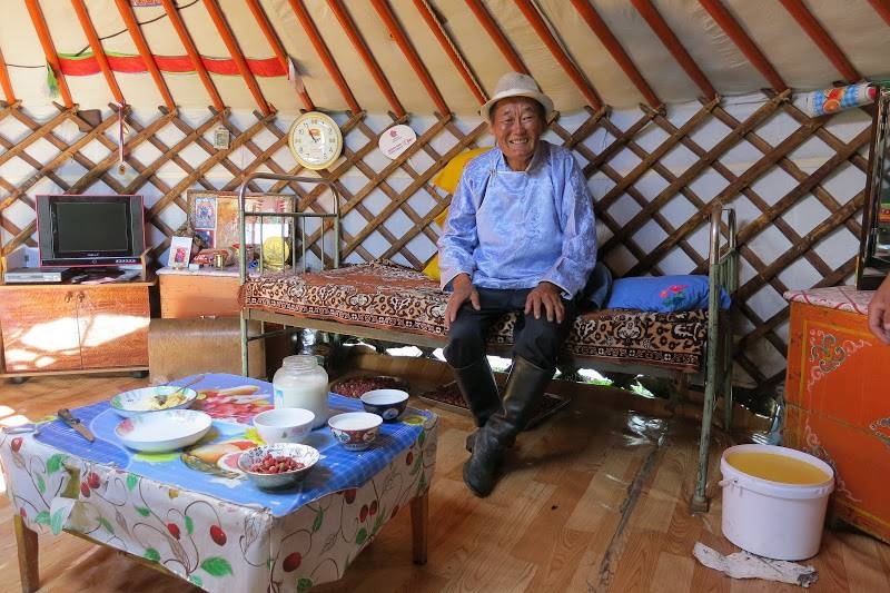 horseback riding holiday in Mongolia